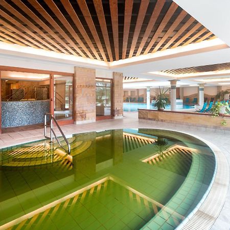 Aquarell Hotel Cegled Exterior photo